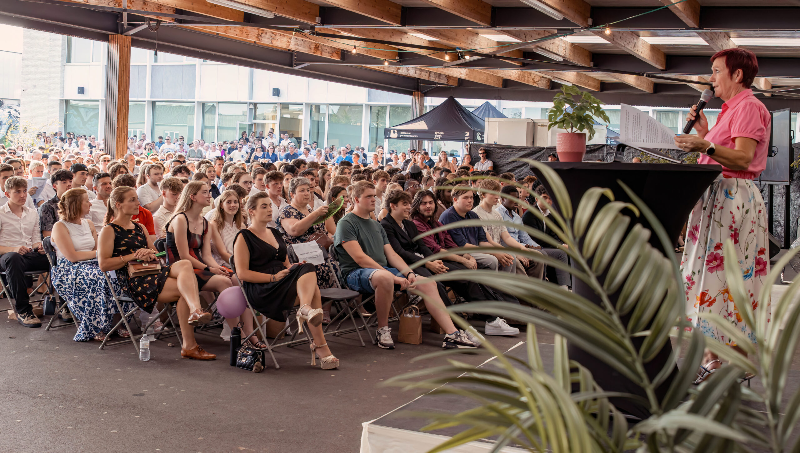 Fotoverslag – Feestelijke proclamatie zet kroon op het werk van onze laatstejaars